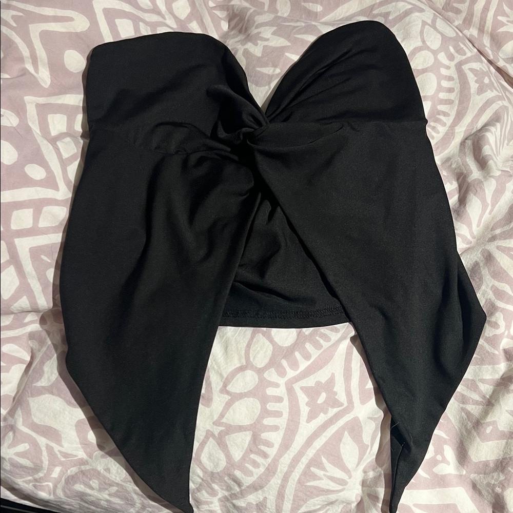 Black Twist Front Crop Top